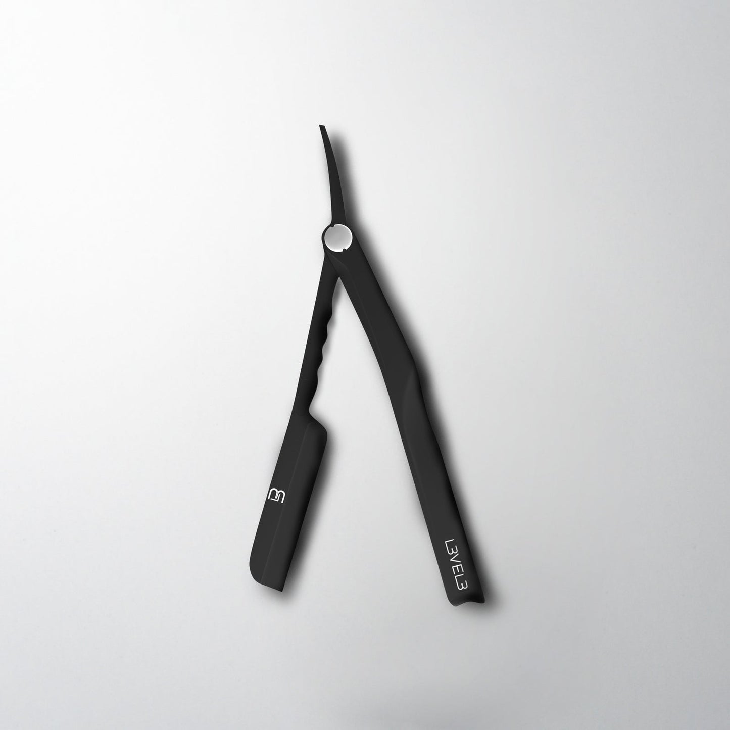 L3 Level 3 Milly Clutch Razor Holder