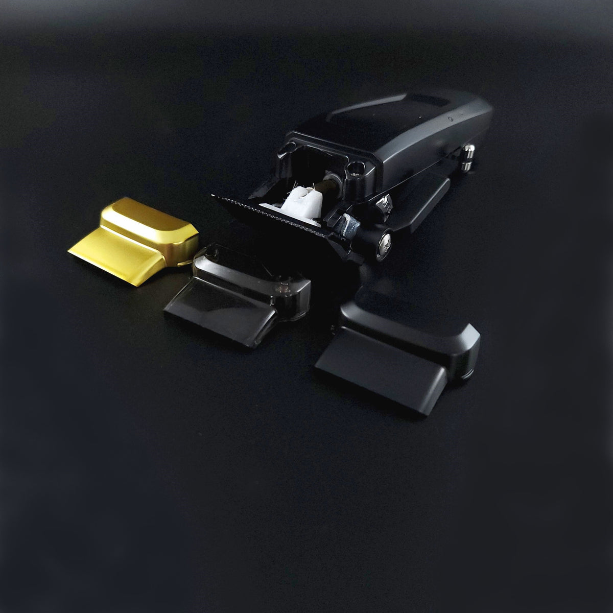 Saber 2 Professional Hair Clipper with EON Digital Brushless Motor